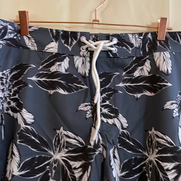 Goodthreads Men's 7” Inseam Swim Boardshorts Size 38 New with tag - Picture 4 of 5